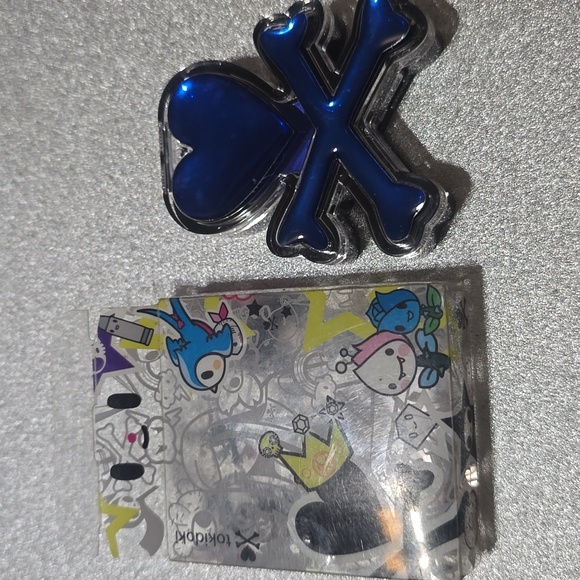 🌟SKELETRINA Hot Topic Tokidoki RARE Vintage Chromatico Eyeshadow NWT - Picture 1 of 6